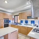 Charming 2 Bedroom Close To The Rmus1-1 아파트 *