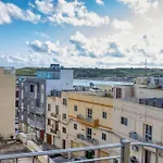 Charming 2 Bedroom Close To The Rmus1-1 아파트 마르사스칼라